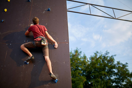 在本届亚冬 在本届亚冬